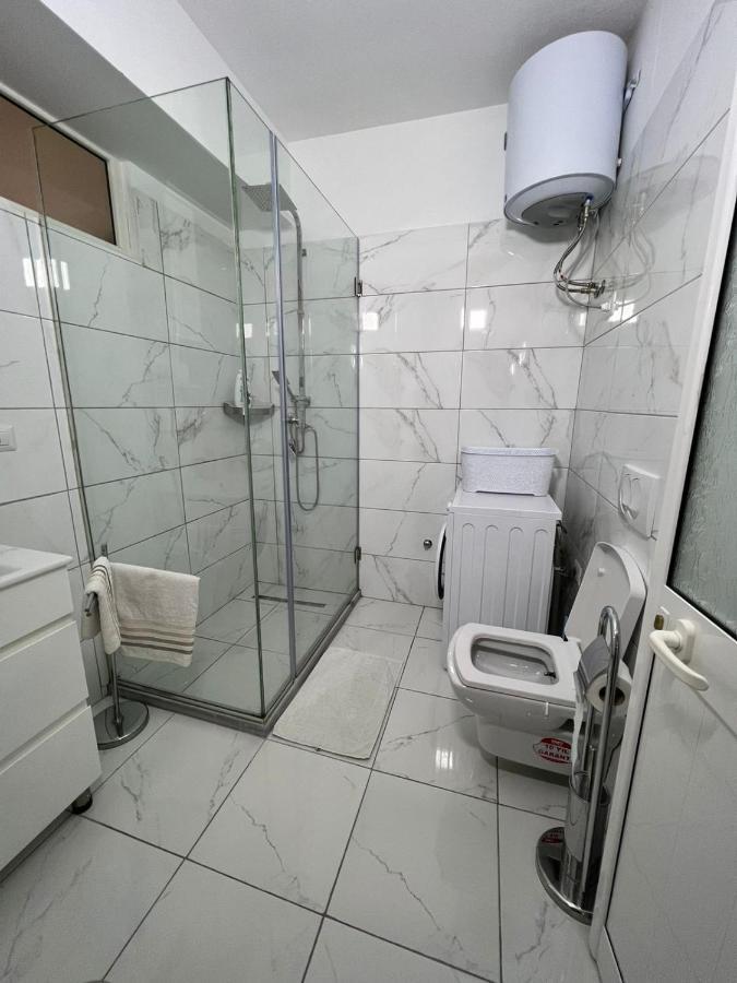 Shkodra Duplex Apartment Esterno foto